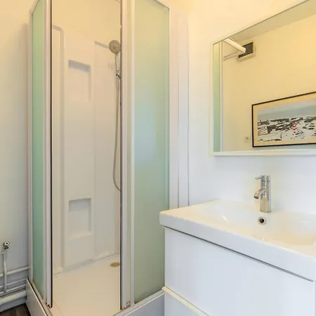 Apartment 2-bedroom Near Metro Lille