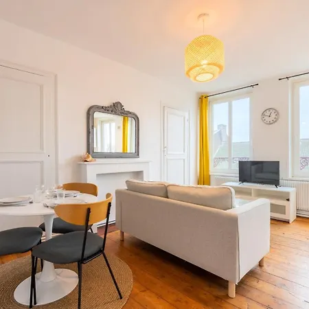 2-bedroom Near Metro * Lille